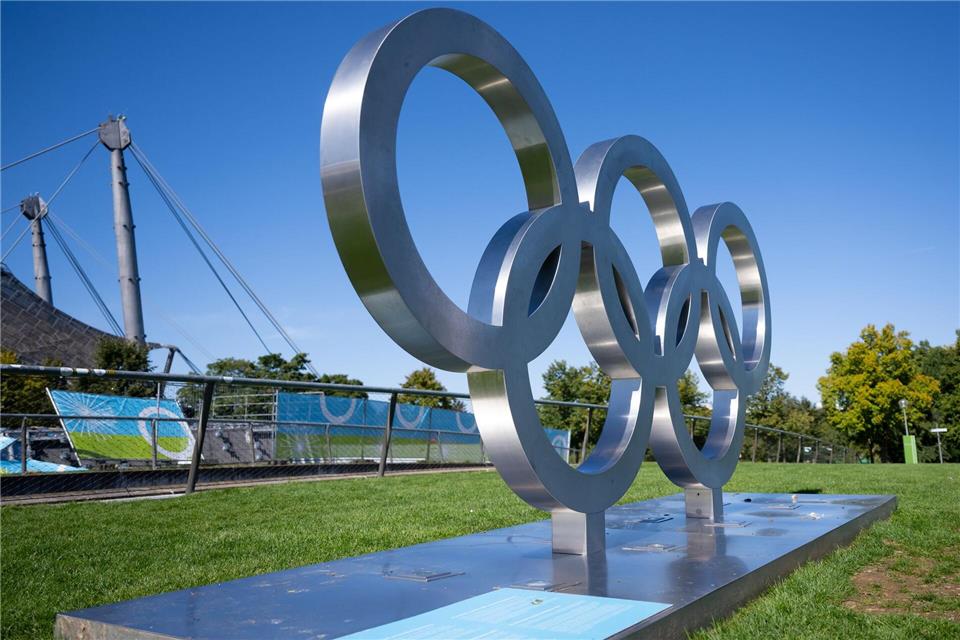 Vor dem Bürgerentscheid über eine Olympiabewerbung Münchens hat die Stadt ein Gutachten vorgelegt. (Archivbild)Sven Hoppe/dpa