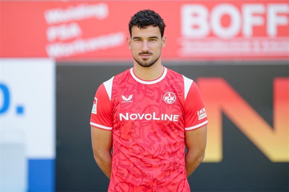 Vor dem Comeback: FCK-Stürmer Ivan Prtajin.Uwe Anspach/dpa