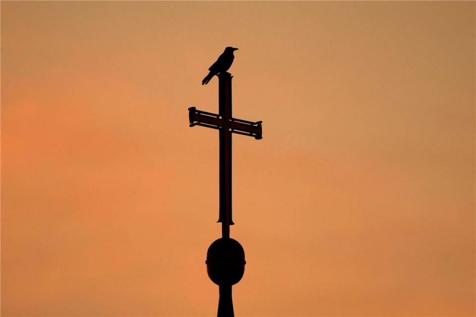 Vor dem Europäischen Gerichtshof geht es um den Fall einer Mitarbeiterin in der Schwangerschaftsberatung der Caritas, der nach ihrem Austritt aus der katholischen Kirche gekündigt wurde. (Archivbild)Julian Stratenschulte/dpa