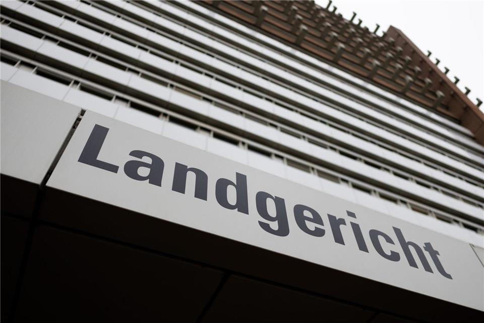 Vor dem Landgericht Köln ist der Prozess zu Ende gegangen. (Symbolfoto) Rolf Vennenbernd/dpa