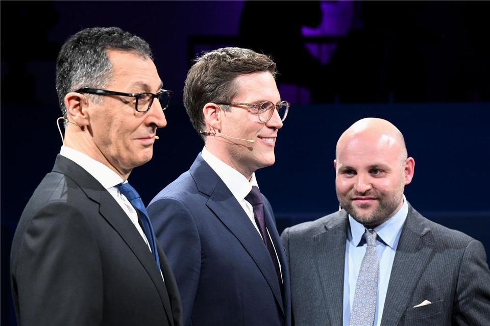 Vor dem Triell wurde freundlich gelächelt - und auch die Debatte blieb weitgehend sachlich.Bernd Weißbrod/dpa