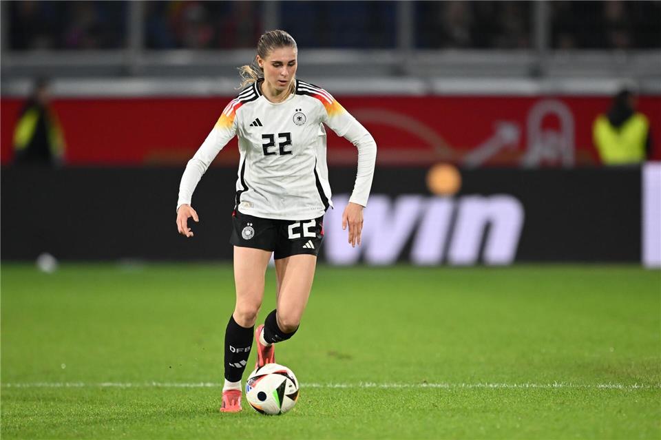 Vor dem Weggang aus Wolfsburg: Nationalspielerin Jule Brand.Sebastian Christoph Gollnow/dpa