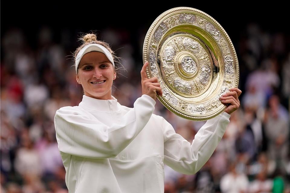 Vor einem Jahr gewann Marketa Vondrousova in Wimbledon den Titel - nun ist sie ausgeschieden.