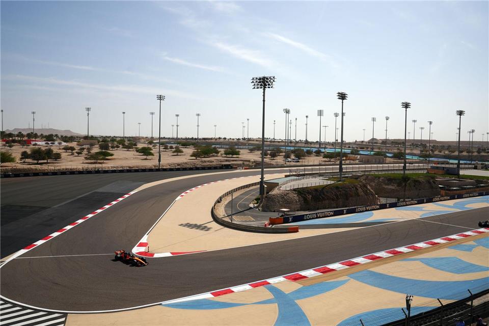 Vor gut einer Woche fanden noch offizielle Formel-1-Tests in Bahrain statt. (Archivbild)Bradley Collyer/PA Wire/dpa