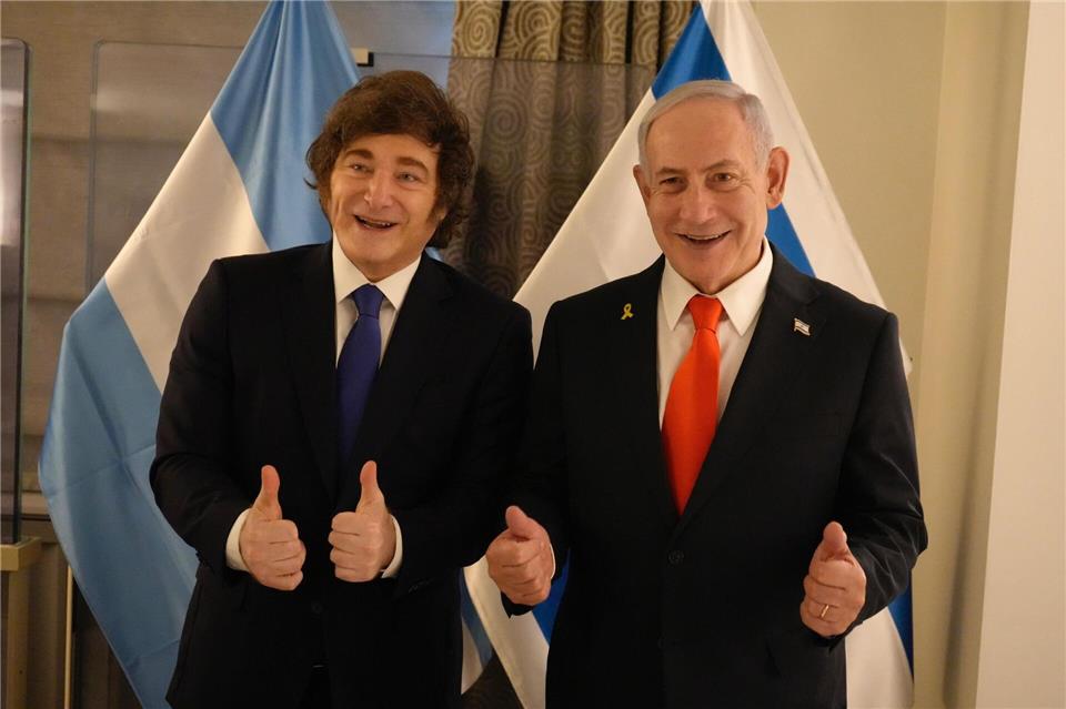 Vor seiner Rede im UN-Plenum trifft Israels Regierungschef Netanjahu mit dem argentinischen Präsidenten Milei einen engen Verbündeten.Uncredited/Präsidialamt Argentinien/dpa