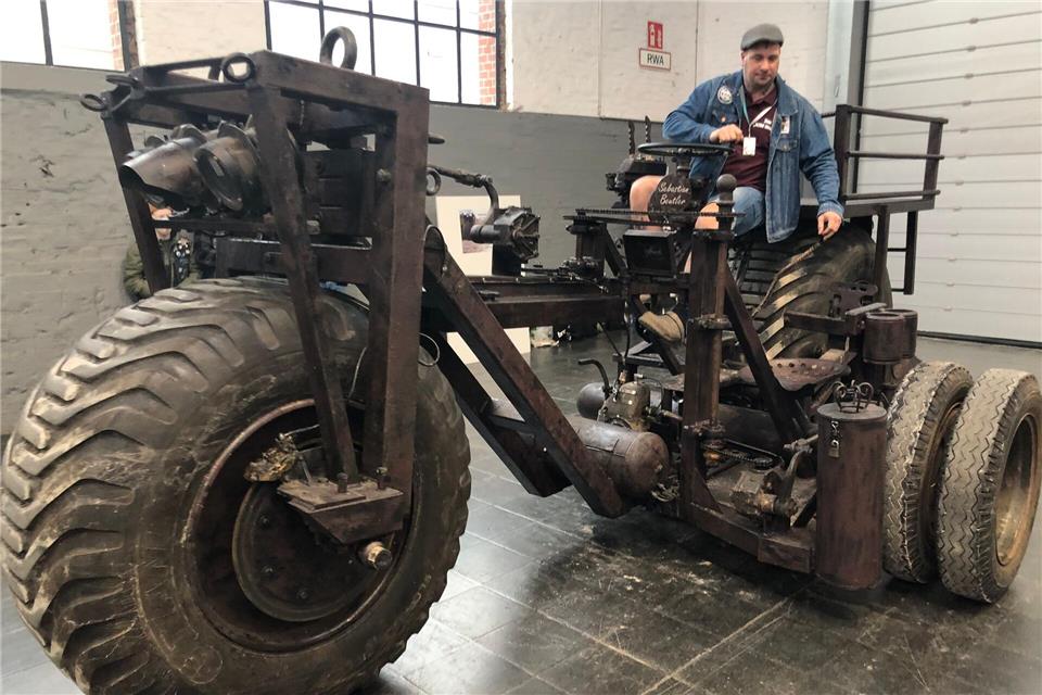Vor zwei Jahren wartete die Cyclingworld mit dem schwersten Fahrrad der Welt auf. (Archivbild)Frank Christiansen/dpa