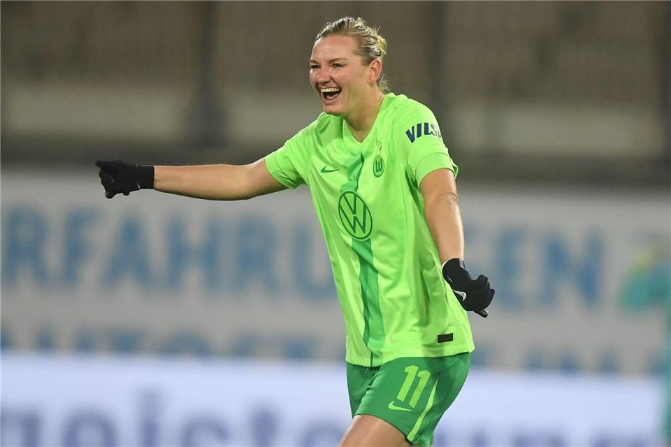 Vorfreude auf die Königsklasse: Wolfsburg-Star Alexandra Popp (Archivbild) Swen Pförtner/dpa