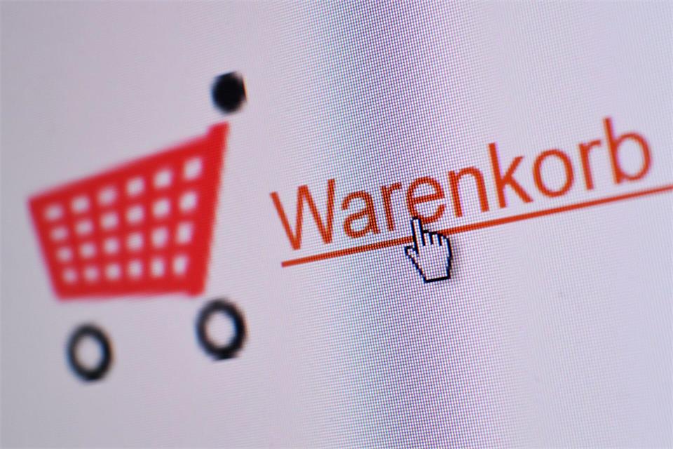 Vorsicht, unseriöse Onlineshops nutzen derzeit das positive Image regionaler Familienbetriebe aus.Andrea Warnecke/dpa-tmn