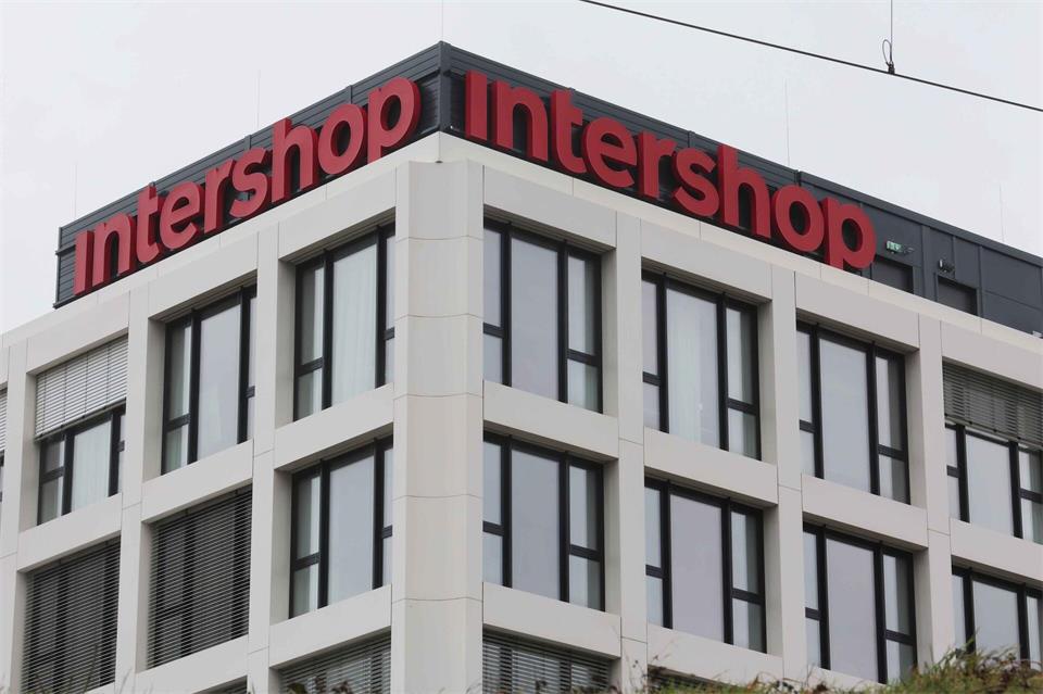 Vorstand der Jenaer Intershop AG legt Geschäftszahlen vor (Illustration). Bodo Schackow/dpa