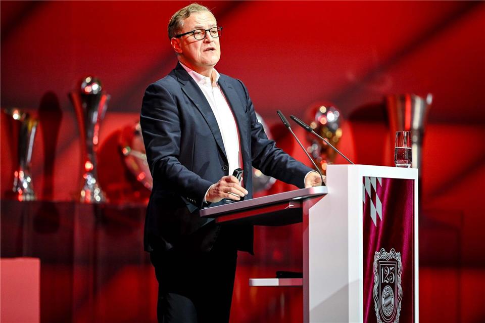 Vorstandschef Jan-Christian Dreesen verkündete wieder gute Finanzzahlen.Harry Langer/dpa