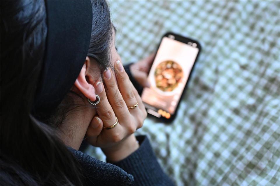 Vorstöße von SPD und CDU sehen vor, Social Media erst ab 14 zu erlauben. (Symbolbild)Elisa Schu/dpa