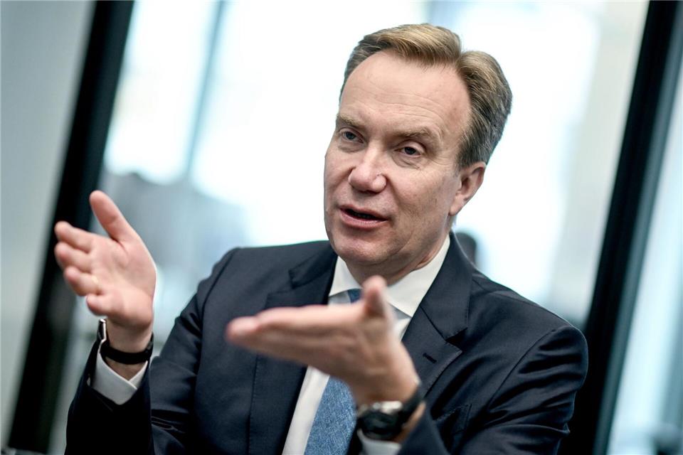 WEF-Präsident Brende: „Sorge, dass sich Blasen bilden könnten, sei es eine Krypto- oder eine KI-Blase.“ (Archivbild)Britta Pedersen/dpa