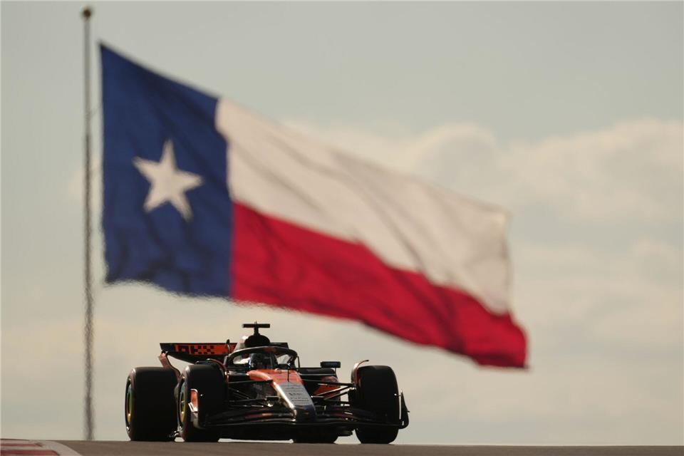 Verstappen gibt McLaren-Duo Lehrstunde WM-Spitzenreiter Oscar Piastri sucht nach seiner Topform. Eric Gay/AP/dpa