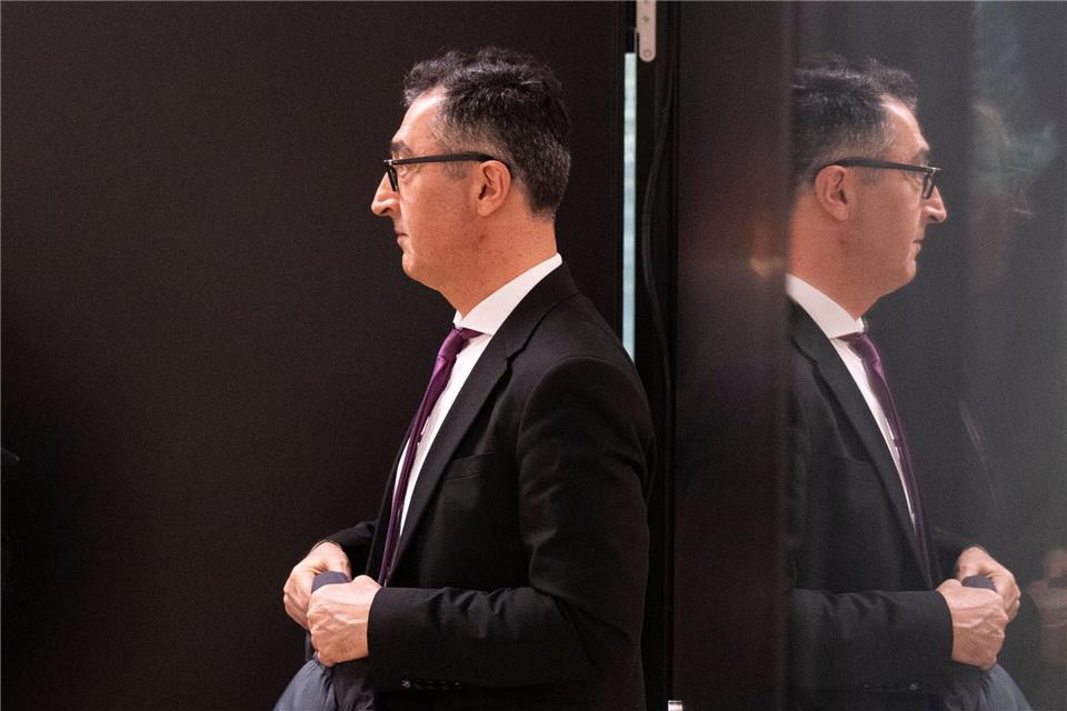 Wahlsieger Cem ÖzdemirMarijan Murat/dpa