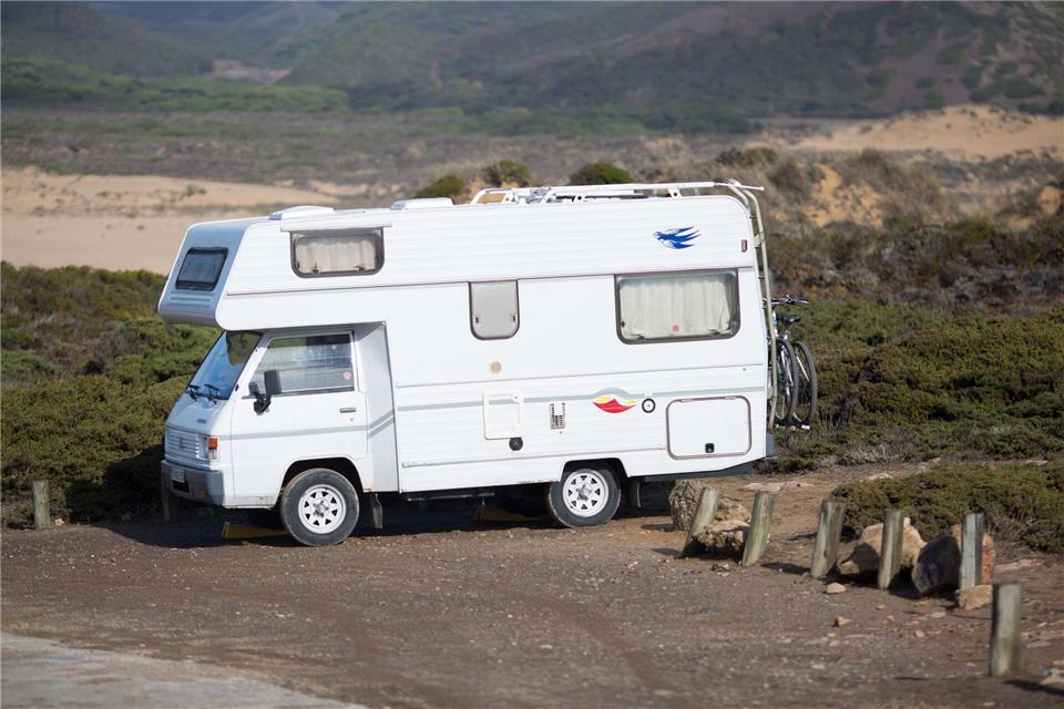 Waldbrandgefahr in vielen europäischen Ländern: Bevor Urlauber ihre Campingreise starten, sollten sie die Lage entlang ihrer Route sowie am Zielort prüfen.picture alliance / dpa Themendienst