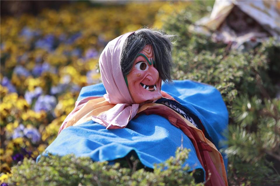 Walpurgis geht ursprünglich auf heidnische Frühlingsfeste zurück. (Archivfoto)Matthias Bein/dpa