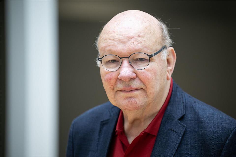 Walter Momper hält die Deutsche Einheit für einen Grund zum Feiern. (Archivbild) Hannes P. Albert/dpa