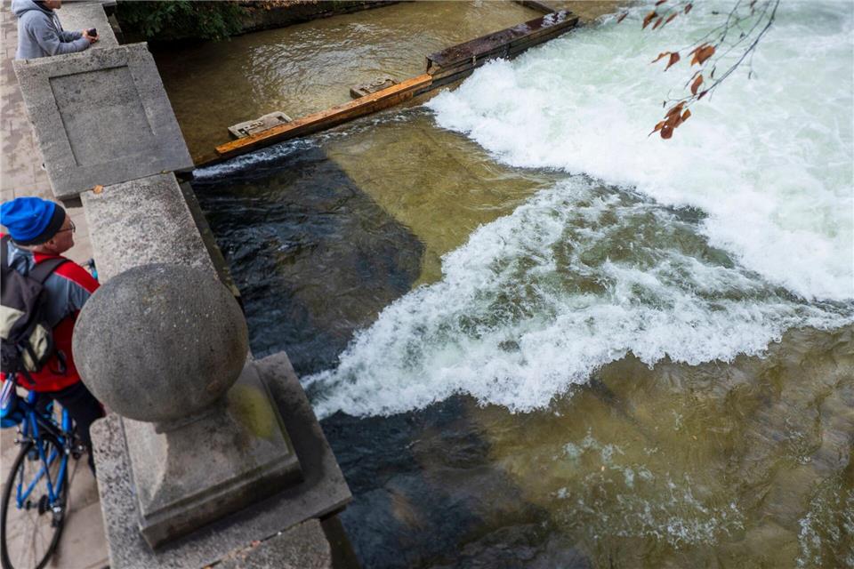 Wann der Surfspot wieder funktionsfähig ist, ist unklar. Peter Kneffel/dpa