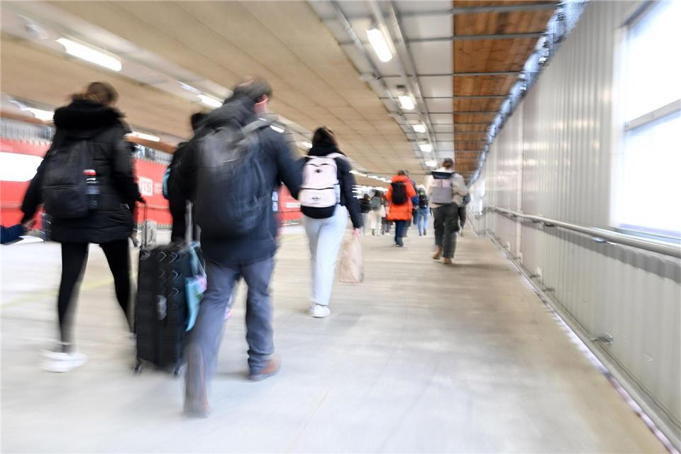 Wann man wieder durch den Hauptbahnhof laufen kann, steht noch nicht fest. Bernd Weißbrod/dpa