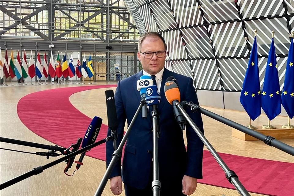 War bis zum frühen Morgen in Brüssel für stundenlange Verhandlungen: Umweltminister Carsten Schneider (SPD).Katharina Redanz/dpa