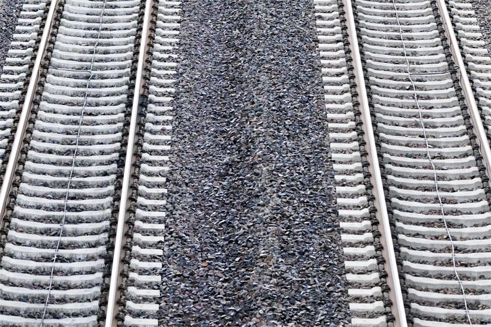Warnstreik der Lokführer: Der Tarifkonflikt der Saarbahn geht weiter. (Symbolbild)Julian Stratenschulte/dpa