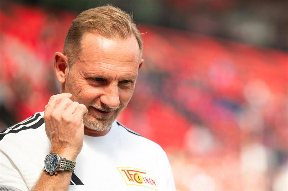 Wartet noch auf einen Bundesliga-Sieg mit Union Berlin: Trainer Mauro Lustrinelli. (Archivbild)Marius Becker/dpa