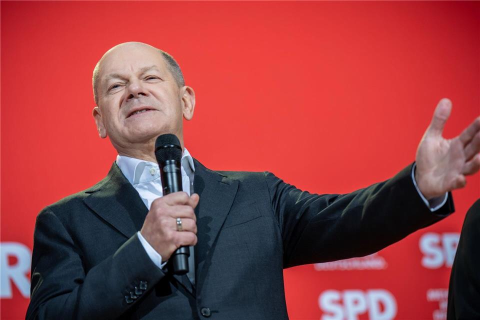 Was heißt Tünkram auf Hochdeutsch? Scholz liefert die Übersetzung.Michael Kappeler/dpa