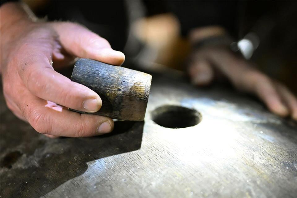 Was mit dem Whisky unter Tage vor sich geht, wird wissenschaftlich untersucht.Jennifer Brückner/dpa