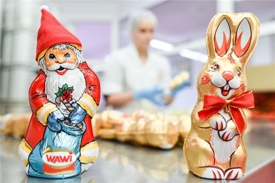Wawi hat nach eigenen Angaben rund 18 Millionen Artikel für das Weihnachtsgeschäft 2026 produziert. (Symbolbild)Uwe Anspach/dpa