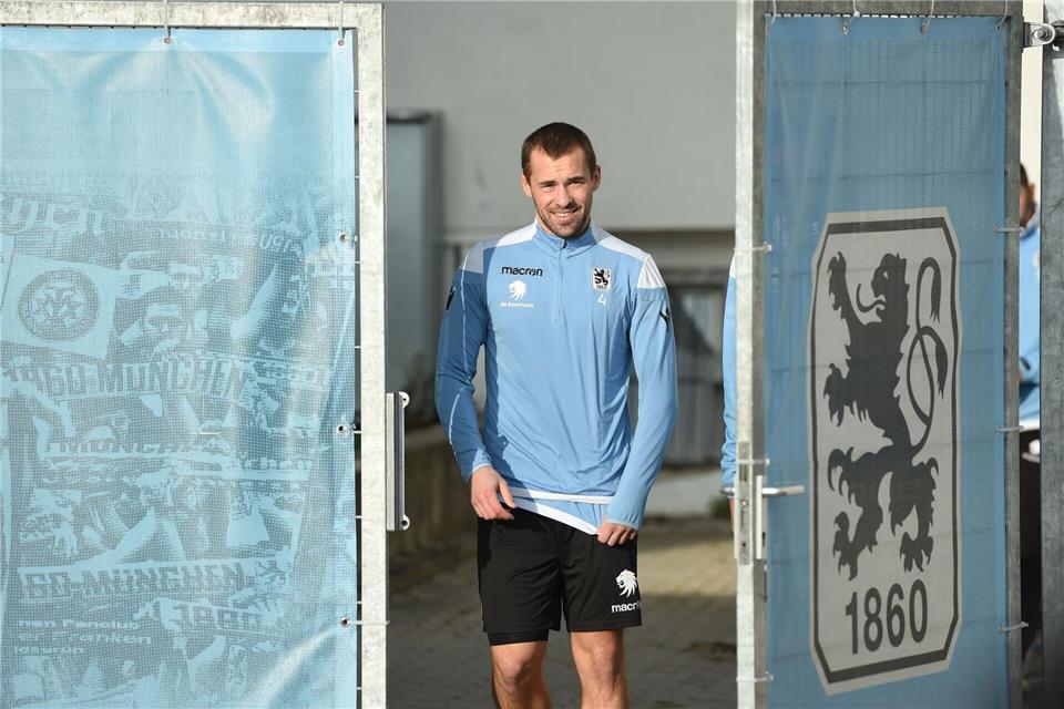 Weber will wie 2018 erneut aus der Regionalliga aufsteigen. (Archivbild)Andreas Gebert/dpa