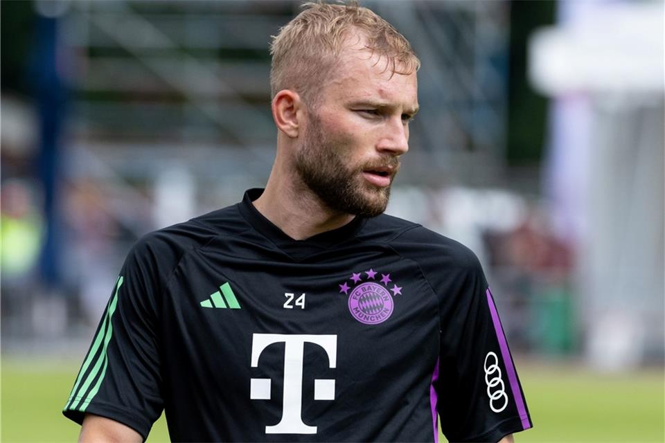 Nach Sommers FCB-Abgang: Laimer bekommt Wunschrückennummer Wechselt seine Trikotnummer von der 24 zur 27: Konrad Laimer.
