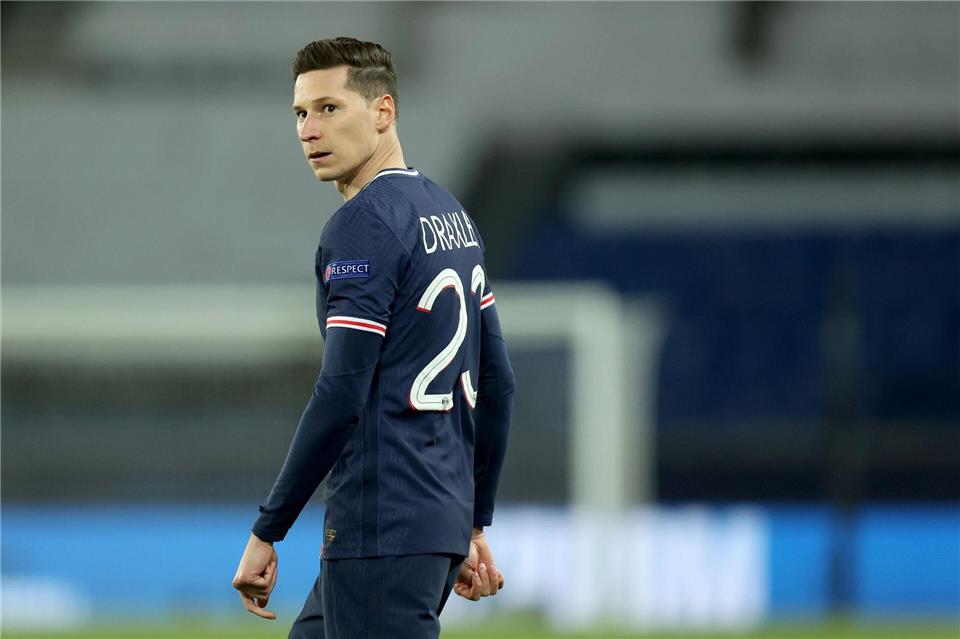 Wechselte aus Paris nach Katar und fühlt sich dort seit zwei Jahren wohl: Julian Draxler. (Archiv-Foto)Sebastien Muylaert/dpa