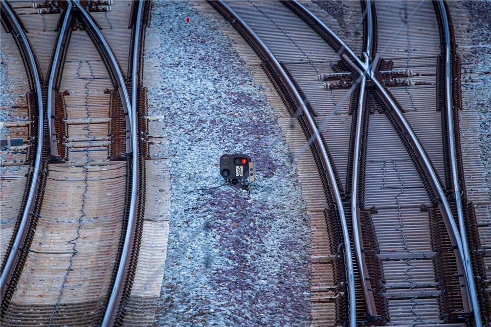 Wegen Bauarbeiten müssen sich Fahrgäste der RB26 zwischen Mainz und Bingen kurzzeitig auf Einschränkungen einstellen. (Symbolbild)Jens Büttner/dpa