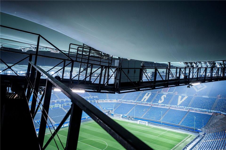 Wegen Tauwassers auf dem Dach und Sicherheitsbedenken war das Spiel HSV-Leverkusen im Januar abgesagt worden. (Archivbild)Nils Heitmann/HSV/dpa