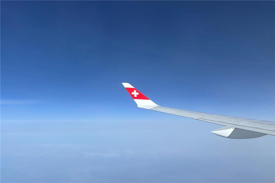Wegen Umschulungen stehen bei Swiss nicht genügend Piloten zur Verfügung. (Symbolbild) Christiane Oelrich/dpa