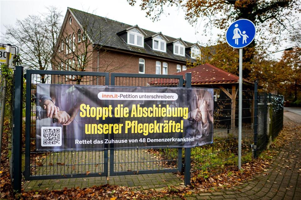 Wegen der drohenden Abschiebung von Pflegekräften fürchten die Betreiber eines Pflegeheims in Wilstedt im Landkreis Rotenburg um die Existenz des Hauses. (Archivbild)Sina Schuldt/dpa