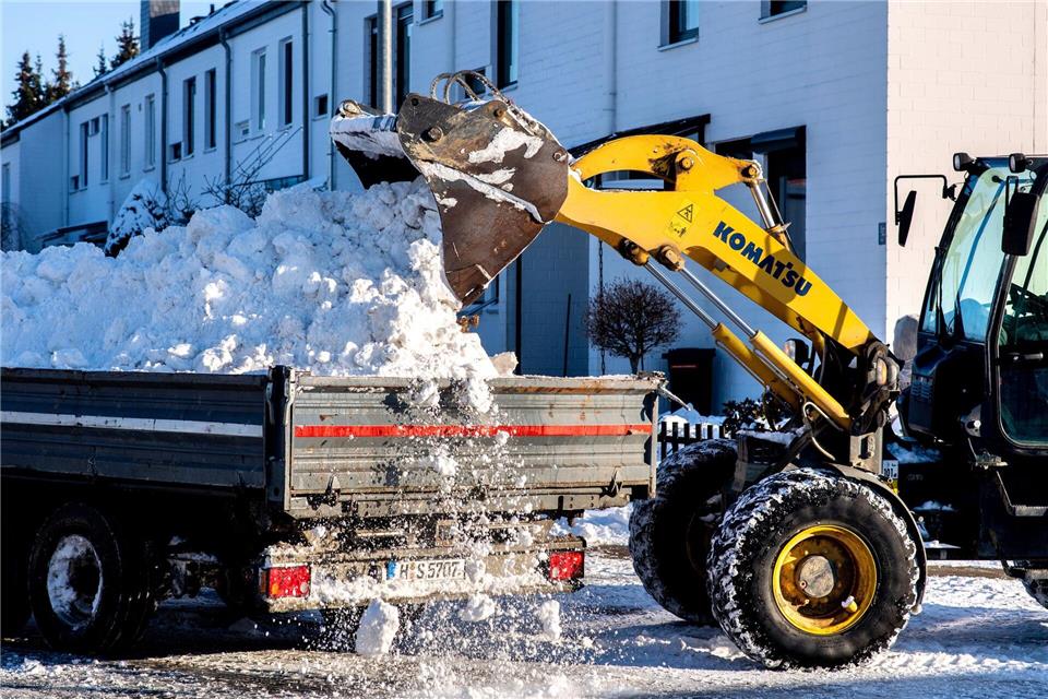 Wegen der schwachen Nachfrage nach Baumaschinen streicht Komatsu in Hannover mehr als 200 Stellen. (Archivbild)Hauke-Christian Dittrich/dpa