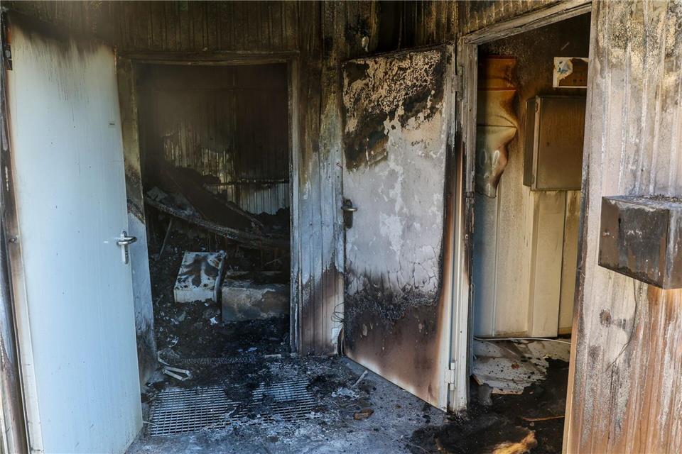 Nach Stellwerksbrand weiter erhebliche Einschränkungen Wegen des Brandes kommt es zwischen Magdeburg und Berlin zu massiven Beeinträchtigungen im Zugverkehr. (Archivbild)Jan Woitas/dpa