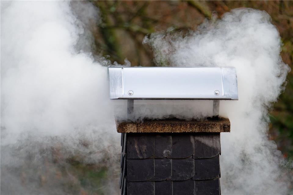 Weil im Südwesten mehr geheizt wurde, stiegen auch die CO2-Emissionen im vergangenen Jahr an. (Archivbild)Uwe Anspach/dpa