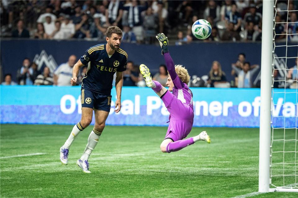 Weiß noch immer, wo das Tor steht: Thomas Müller. (Archivfoto)ETHAN CAIRNS/The Canadian Press/AP/dpa