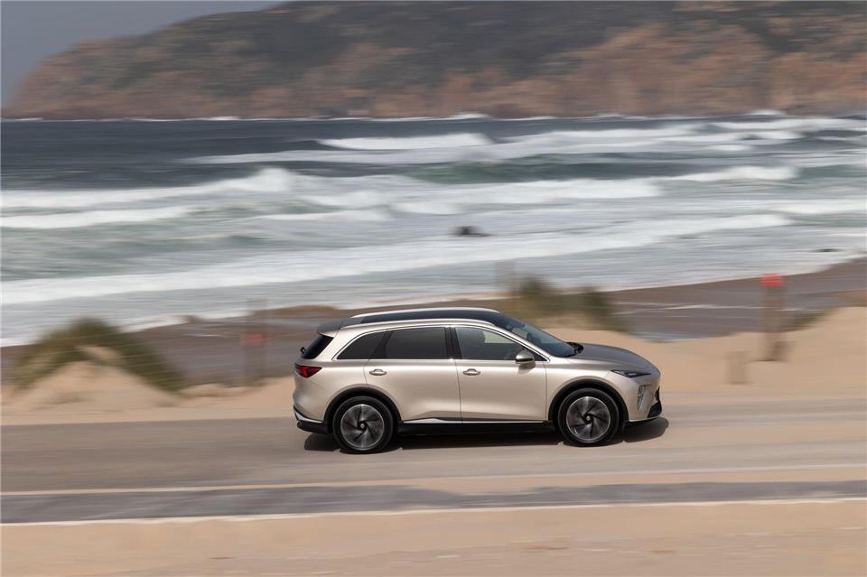 Weiter fahren? Nun, immerhin sind in der Allradvariante 485 Kilometer mit einer Akkuladung drin.Tibault Chevalier/MG Motor Deutschland GmbH/dpa-tmn