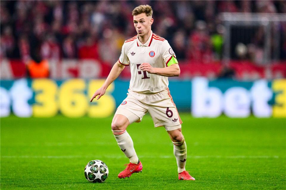 Weiter im Bayern-Trikot: Joshua Kimmich.Tom Weller/dpa