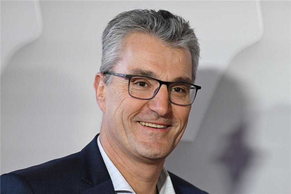 Weiter in Amt und Würden: Schiedsrichter-Boss Knut Kircher. (Archivbild)Arne Dedert/dpa