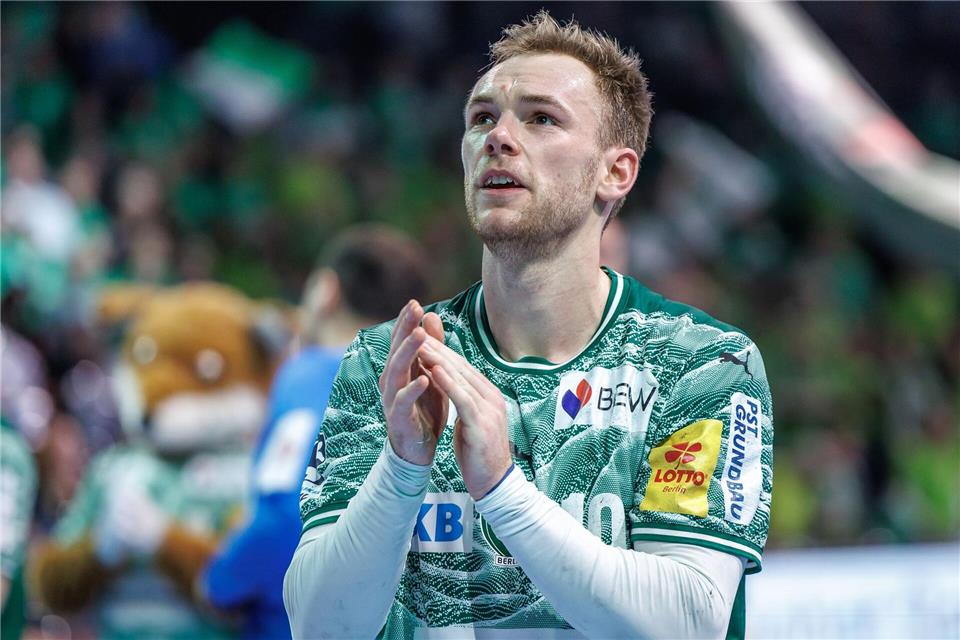 Welthandballer Mathias Gidsel sieht sein Team auf einem guten Weg. (Archivbild)Andreas Gora/dpa