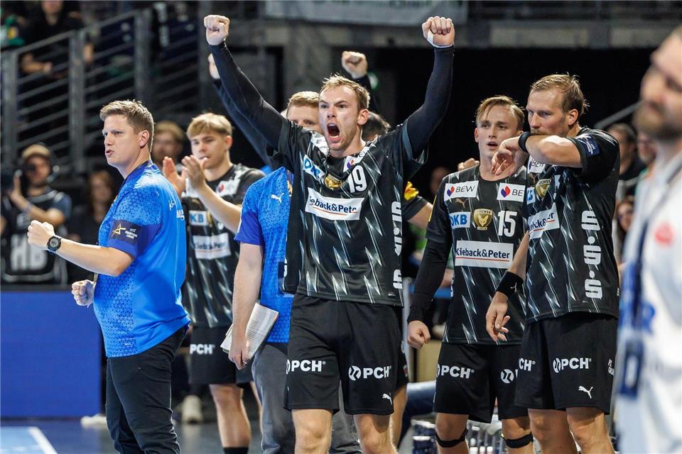 Welthandballer Mathias Gidsel und seine Füchse haben gerade in der Königsklasse viel Grund zum Jubeln. (Archivbild)Andreas Gora/dpa