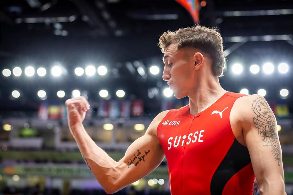 Weltrekord im Siebenkampf: Der Schweizer Simon Ehammer.Michael Buholzer/KEYSTONE/dpa