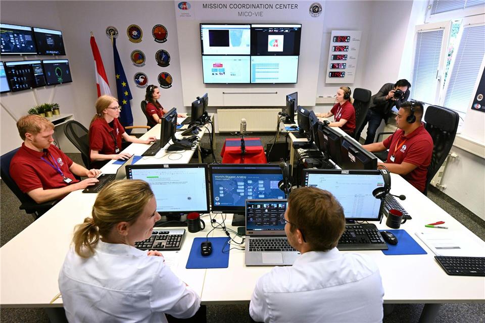 Weltweit simulieren zwei Wochen lang 17 Teams einige Bedingungen einer Mars- und Mondmission. Das Projekt wird in Wien vom Österreichischen Weltraum Forum koordiniert. Helmut Fohringer/APA/dpa