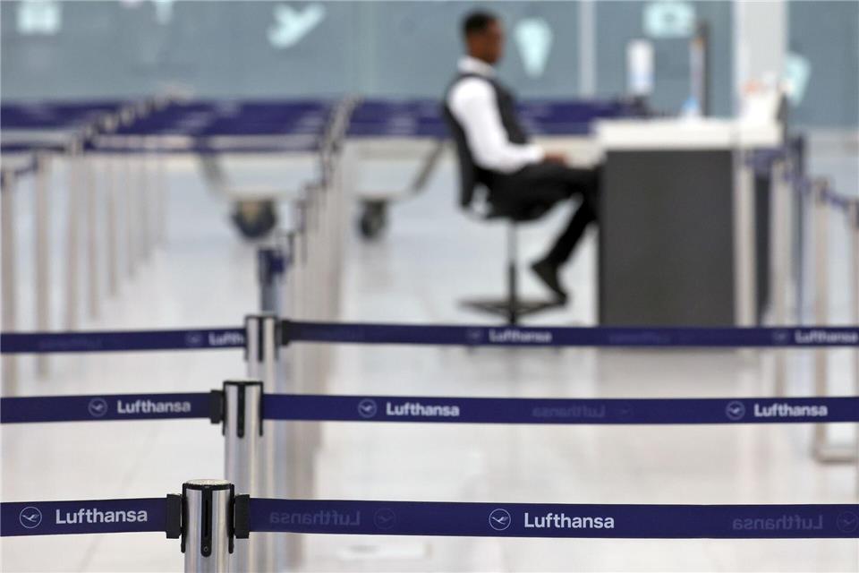 Wenig Betrieb herrschte bereits am Dienstag in den Lufthansa-Terminals.Karl-Josef Hildenbrand/dpa
