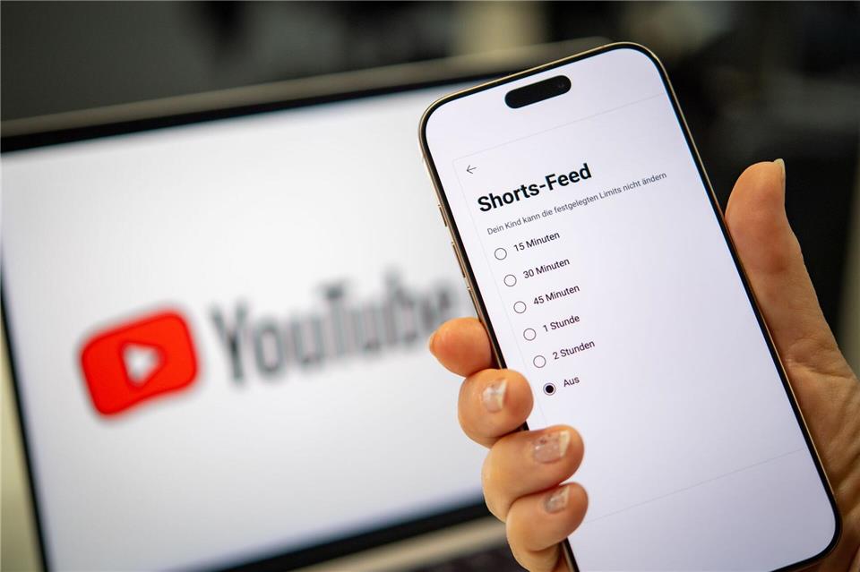 Weniger Endlos-Scrollen: Eltern können die tägliche Nutzungszeit für YouTube Shorts in den Einstellungen begrenzen oder die Shorts ganz abschalten.Nico Tapia/dpa-tmn