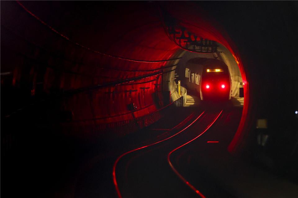 Wenn der Tunnel zur Bedrohung wird: Klaustrophobie ist die Angst vor subjektiv als zu beengt wahrgenommenen Räumen.picture alliance/dpa